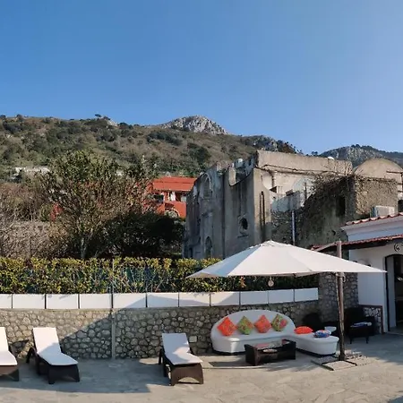 Nocleg ze śniadaniem Carlotta Anacapri (Isola di Capri)