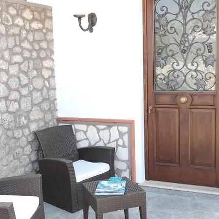 Carlotta Bed & Breakfast
